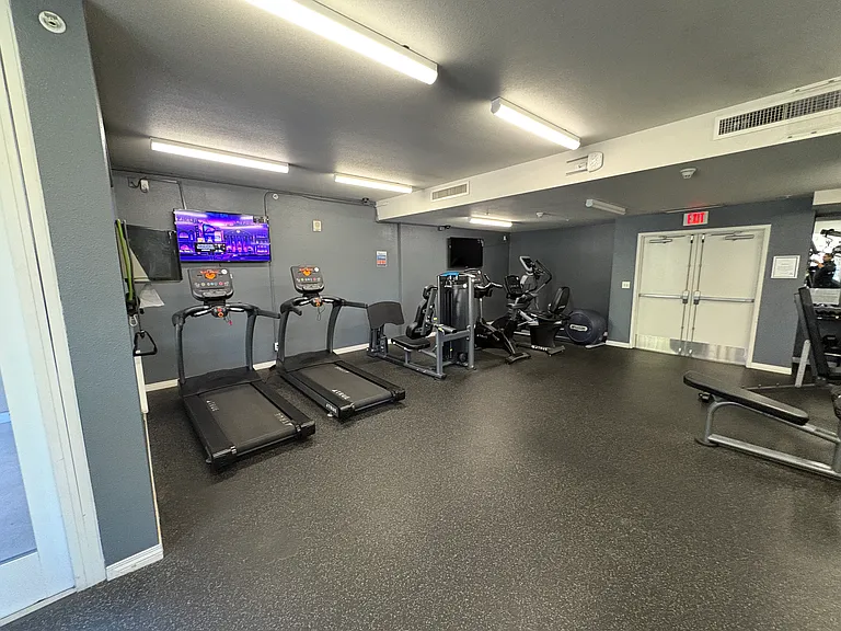 530 K St #711 — Photo 39