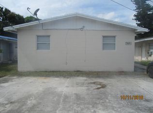 527 N 10th St APT B, Fort Pierce, FL 34950