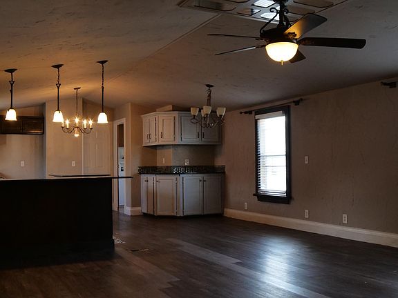 3rd image of 11031 Peninsula Ln
