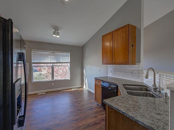 5th image of 5717 S 193rd Ave