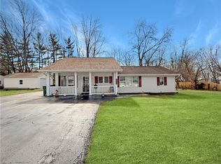 5555 Thrush Ave, Decatur, IL 62521