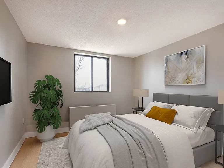 400 Parkside Dr — Photo 7