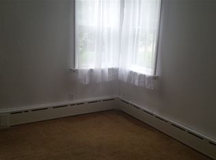 316 Grant St APT 1, Crookston, MN 56716