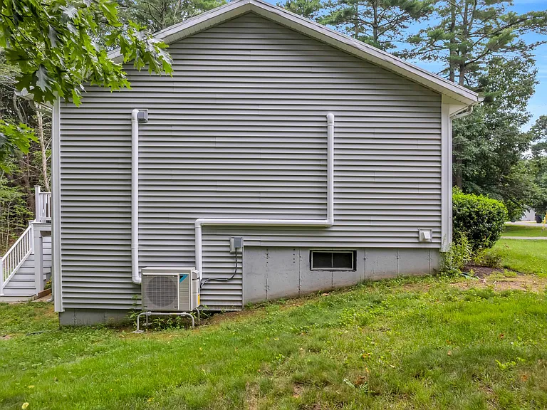 13 Dean Rd — Photo 38
