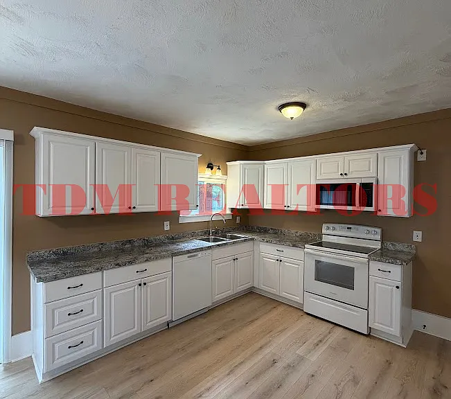 419 Clinton St #419 — Photo 10