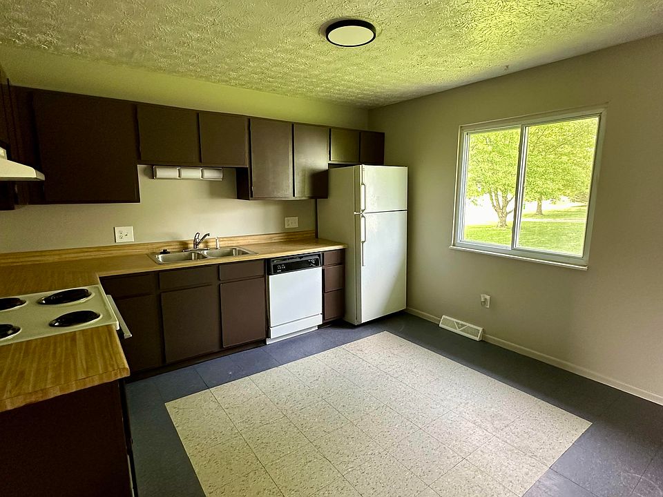 Second-Floor Kitchen