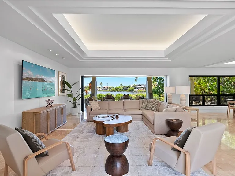 5939 Kalanianaole Hwy — Photo 13