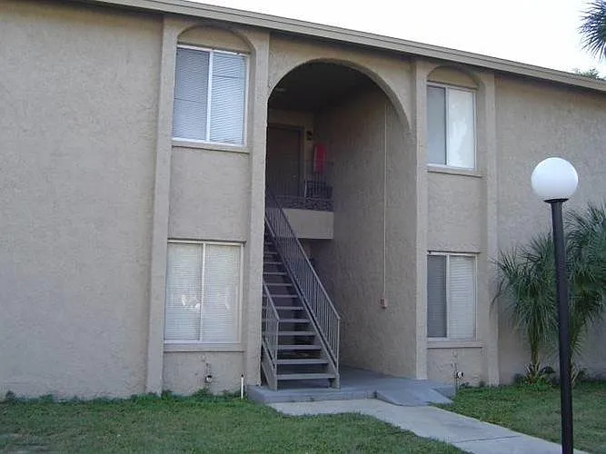 Beltrees Plaza Apartments — Photo 10