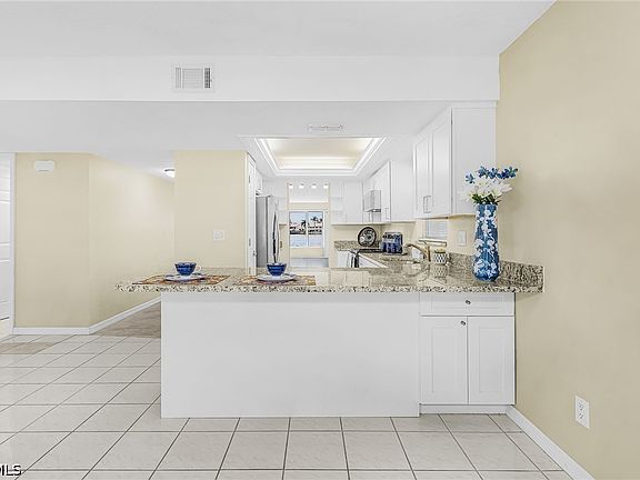 4th image of 408 Tudor Dr APT 1A