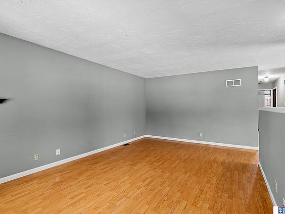 4th image of 3710 Dunes Ct