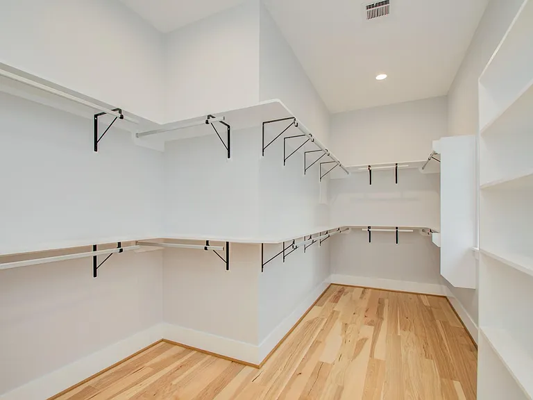7016 Staffordshire Blvd #B — Photo 19