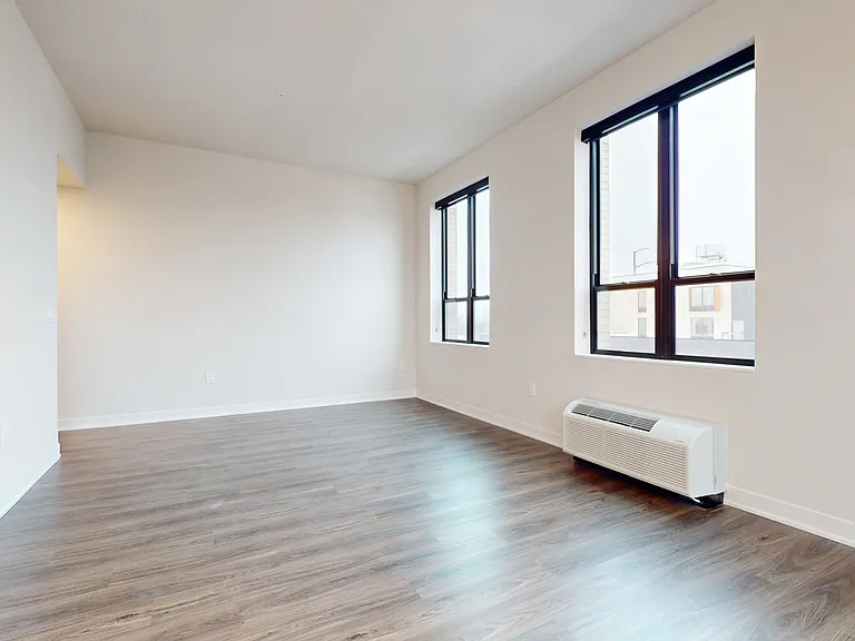Dining/Living room