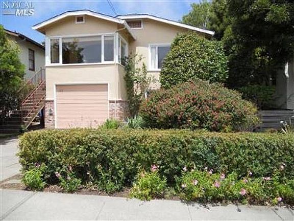 5th image of 125 Sunnyside Ave
