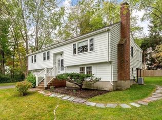 8 Hickory St, Lexington, MA 02421