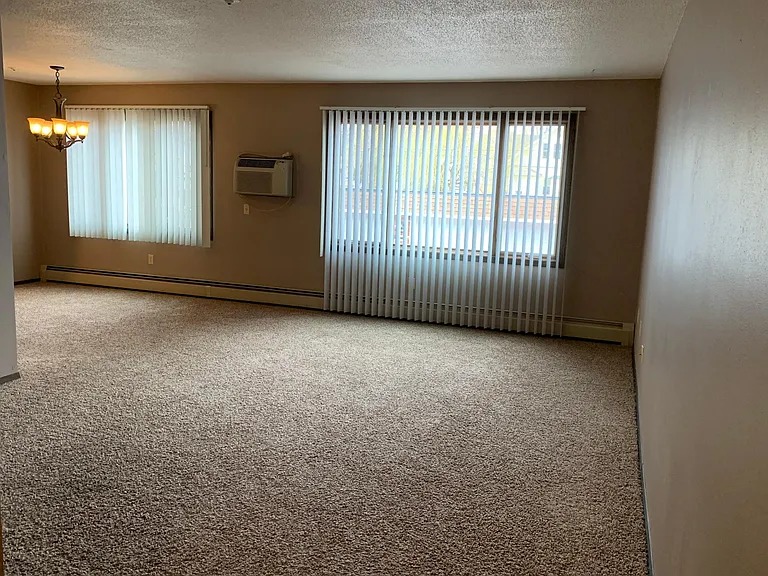 641 S Main Ave #6 — Photo 15