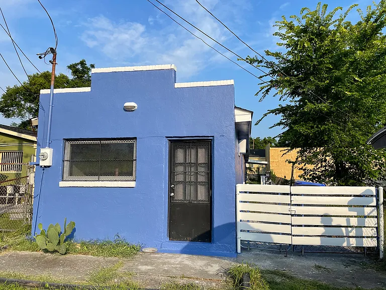 2149 Dover St — Photo 7