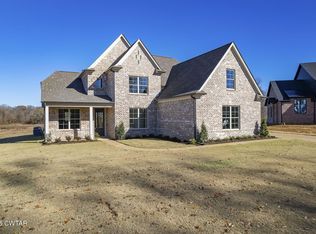 13 Acadia Cv, Jackson, TN 38305