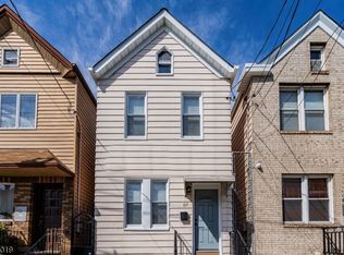 61 1/2 Merchant St, Newark, NJ 07105