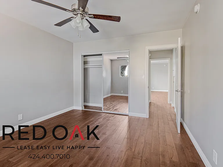 935 N Genesee Ave #5 — Photo 8