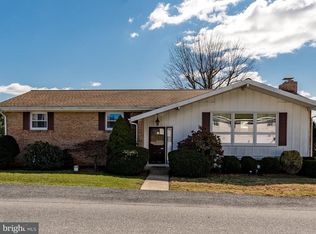 19 Po Box, Bowmansville, PA 17507