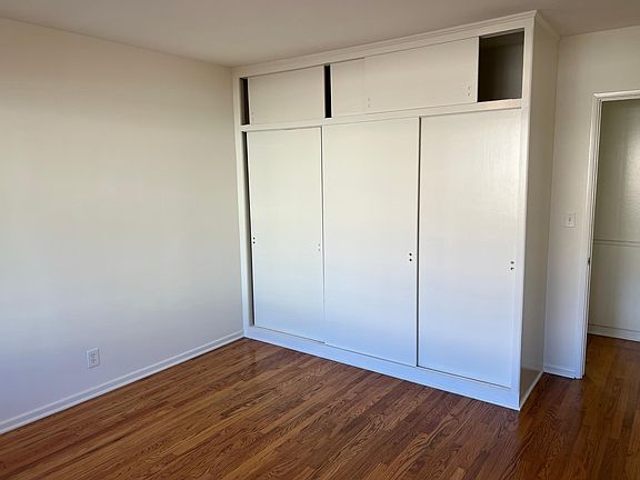4th image of 4169 Elenda St