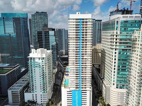 3rd image of 1200 Brickell Bay Dr APT 3006