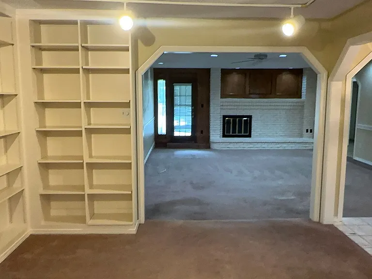 4008 Alava Dr — Photo 12