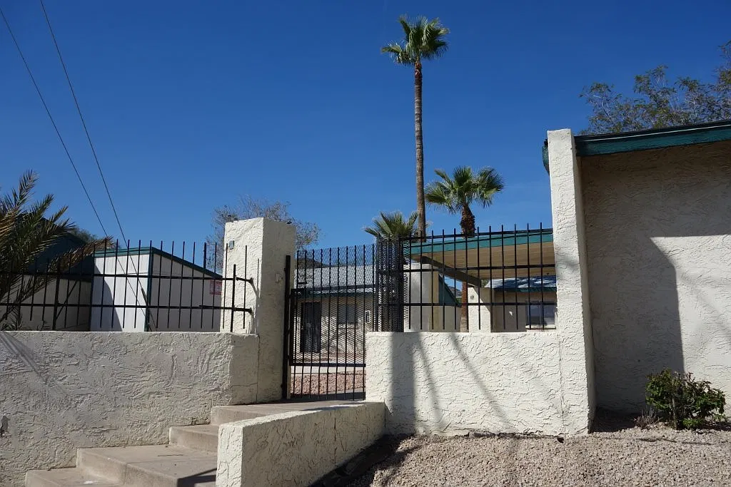 2 bed, 750 sqft, $1,250 — Photo 1