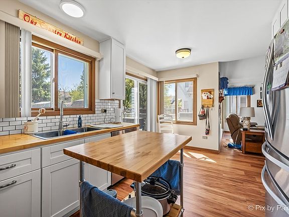 5th image of 1471 Knotty Pine Dr
