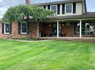 3108 Sandy Creek Dr, Utica, MI 48316