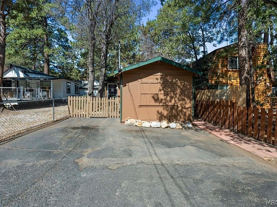 1st image of 396 Holmes Ln