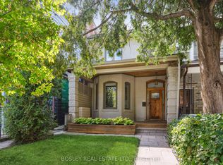 520 Manning Ave, Toronto, ON M6G 2V7