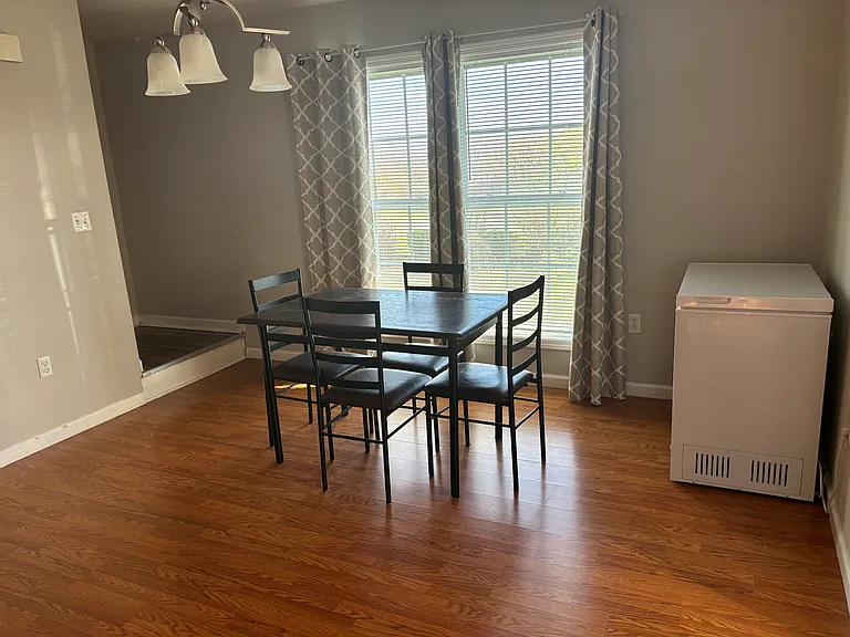 7431 Emi Ln #1 — Photo 4
