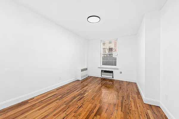 Rented by Corcoran | media 2