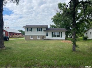 12945 Bowling Alley Rd, Benton, IL 62812