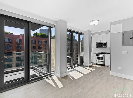 Rented by Mirador Real Estate | media 35