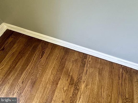 3rd image of 106 Normira Ave