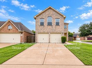 835 Forest Ivy Ln, Houston, TX 77067