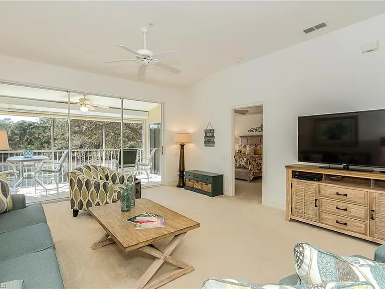 1025 Tarpon Cove Dr #203 — Photo 2