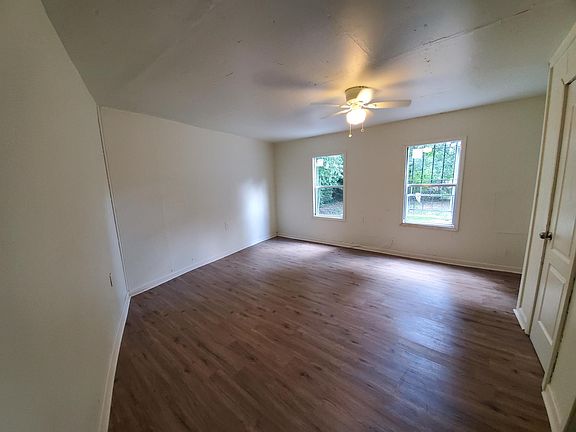 4th image of 3410 Pleasant Dr