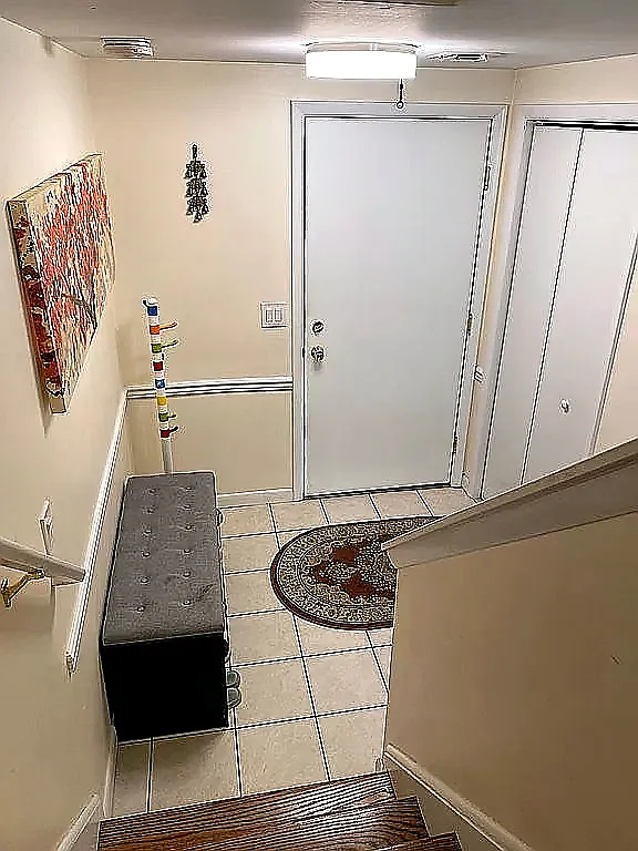 3 bed, 2.5 bath, 1844 sqft, $3,500 — Photo 2