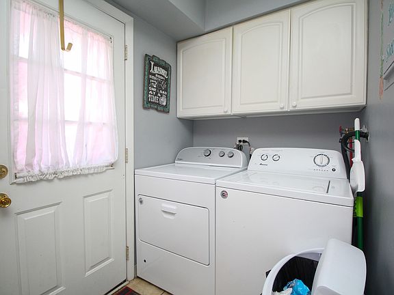 5th image of 6145 Kit Carson Dr #6145