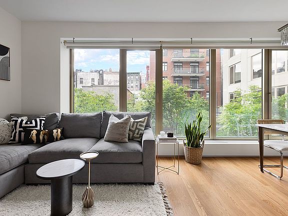 4th image of 75 Kenmare St #3H