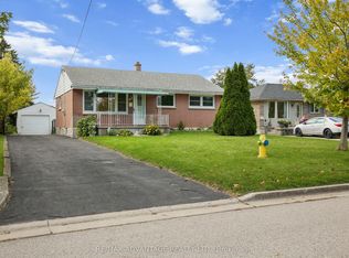 1920 Duluth Cres, London, ON N5V 1H7