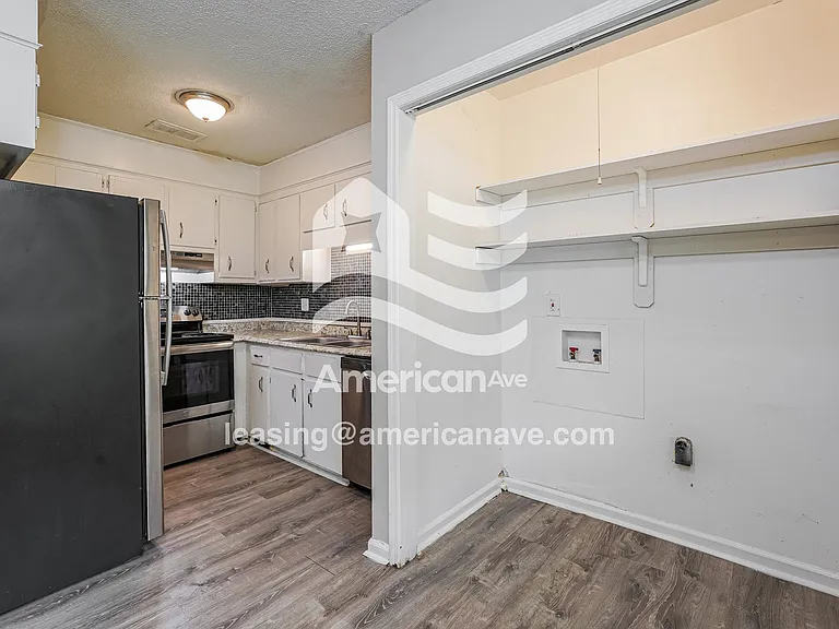 10124_006_dining_room_6.jpg