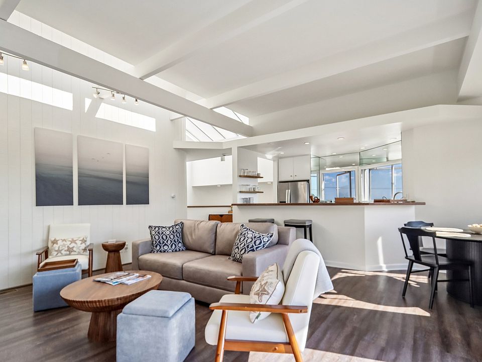 Upstairs Living Room