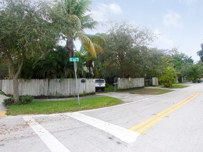 5710 SW 62nd St, Miami, FL, 33143