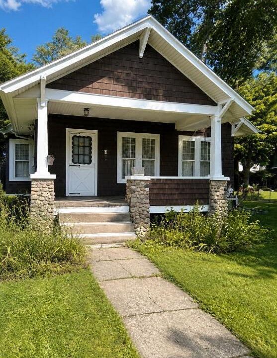 1st image of 730 Gayle Ave