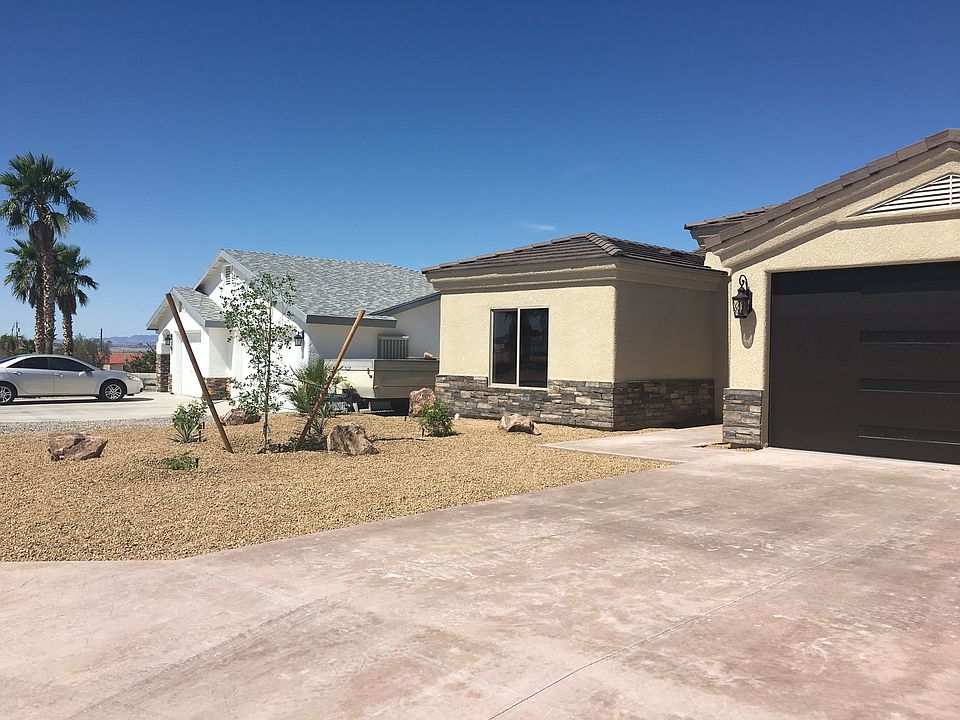 2nd image of 2375 Malahini Dr