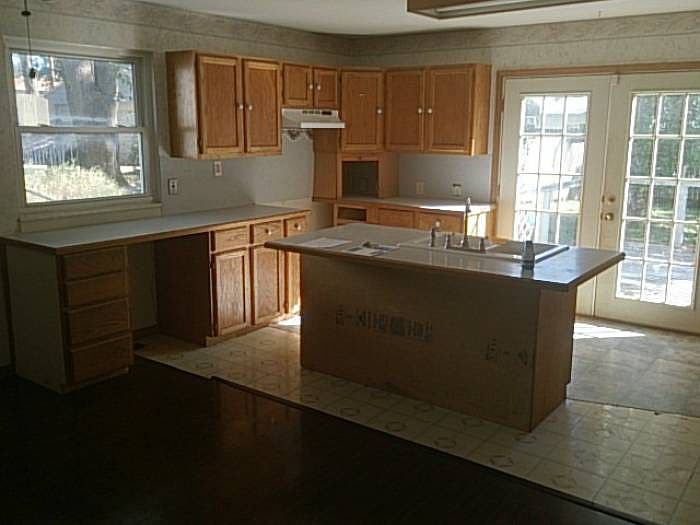 1st image of 3475 Dahlgreen Dr